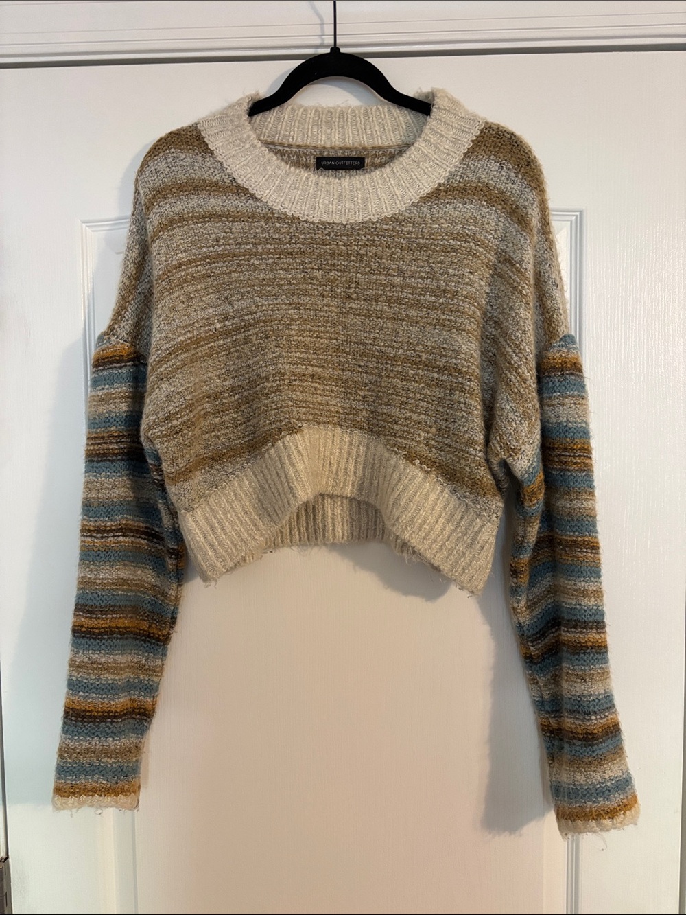 Urban Outfitters Cropped Striped Crewneck Sweater - Cream, Tan & Blue